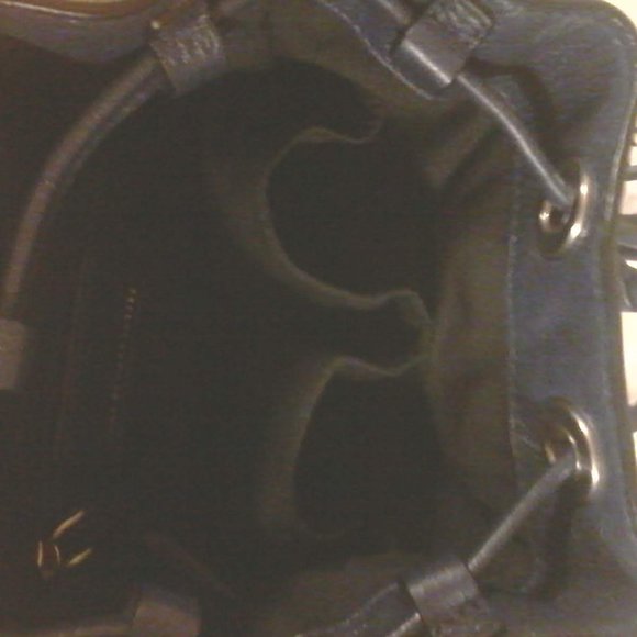 Marc by Marc Jacobs Blue Leather Bucket Bag - Picture 8 of 8